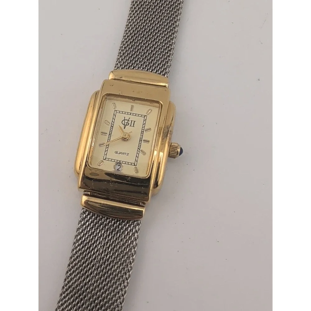 Gloria Vanderbilt II Women's Watch 20mm Case Mesh Metal Band- New Battery